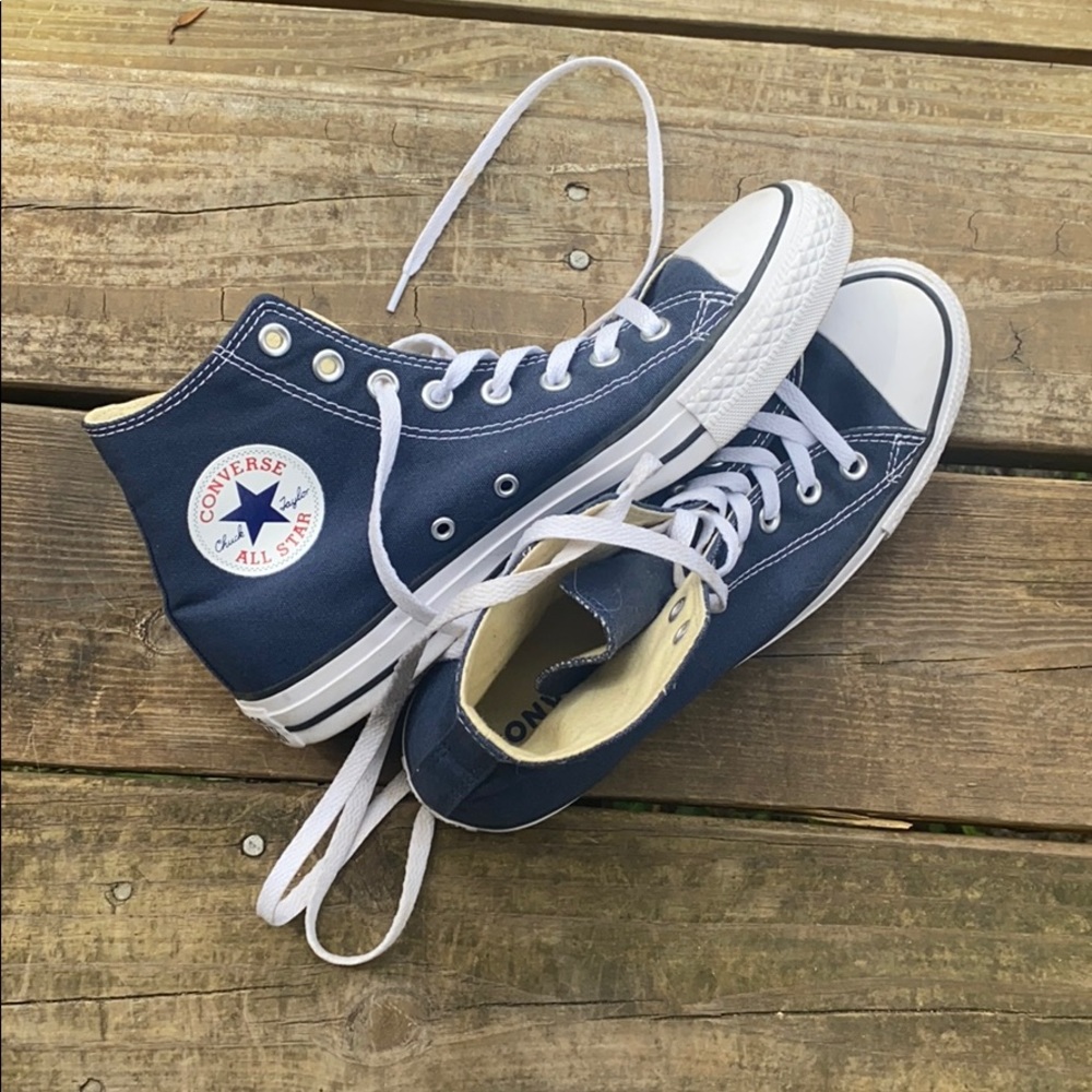 Blue high top converse